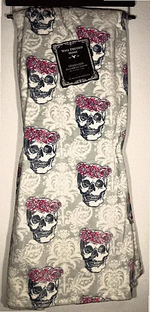 Valentine Throw Blanket Skull & Roses Fairy Grunge Goth Punk Gray Pink Oversize